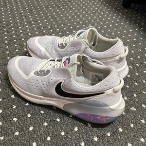 MENS NIKE JOYRIDE DUAL RUN PURE PLATINUM RUNNING SHOES SIZE 14